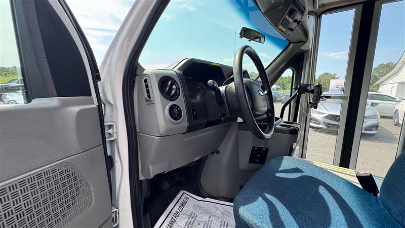 Used 2014 Ford E-450 and Econoline 450 Super Duty w/ Shuttle Bus Prep Package RWD image 36