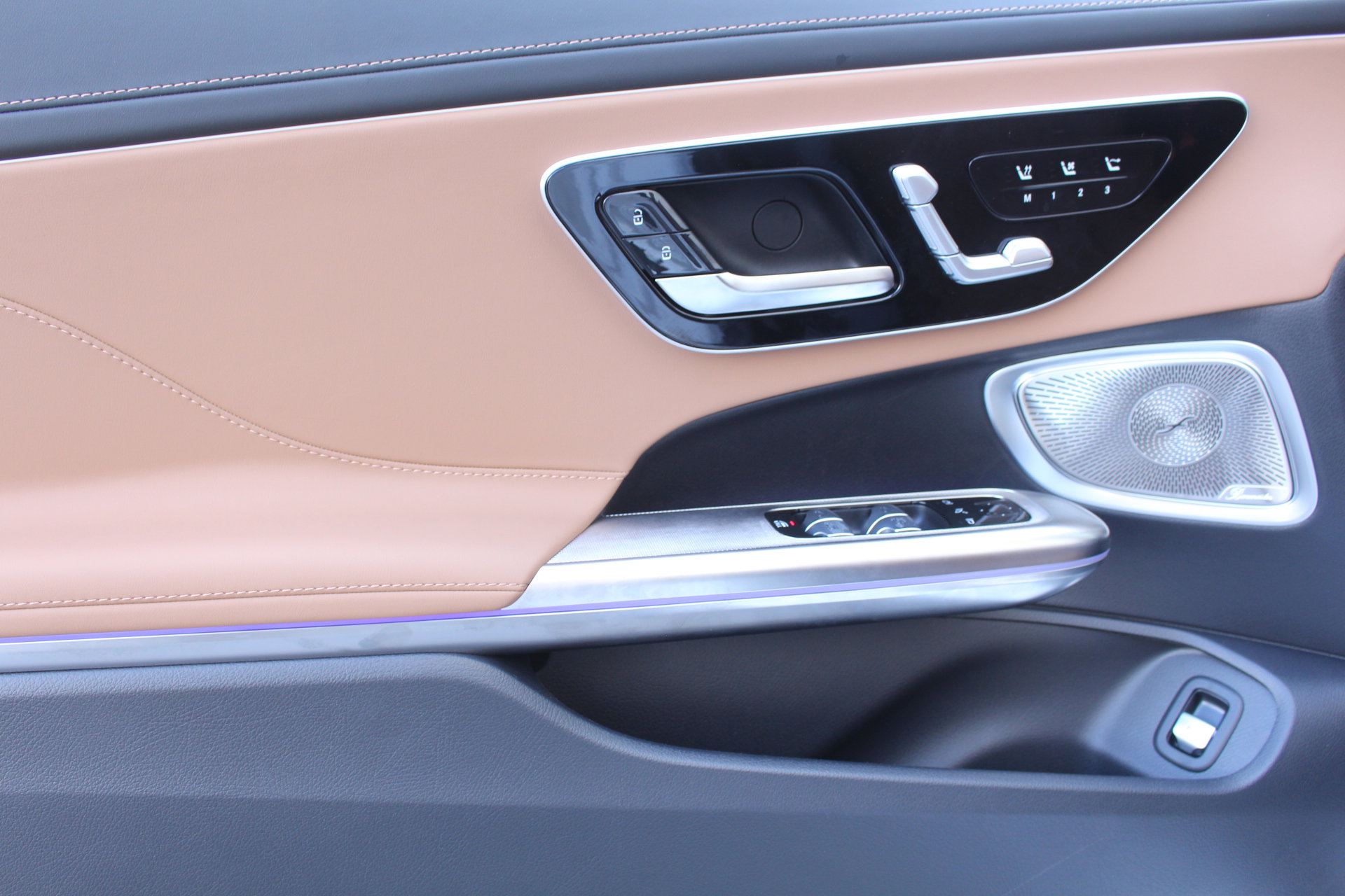 New 2026 Mercedes-Benz CLE 53 AMG 4MATIC Cabriolet image 13