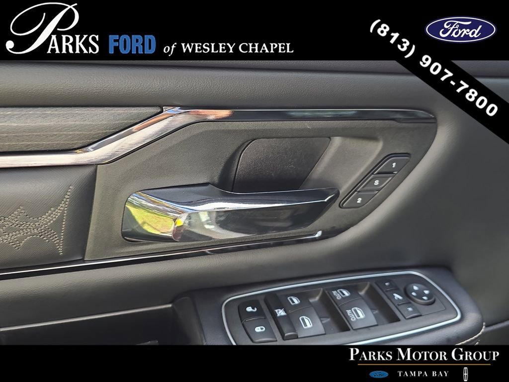 Used 2024 RAM 1500 Limited AWD/4WD image 16