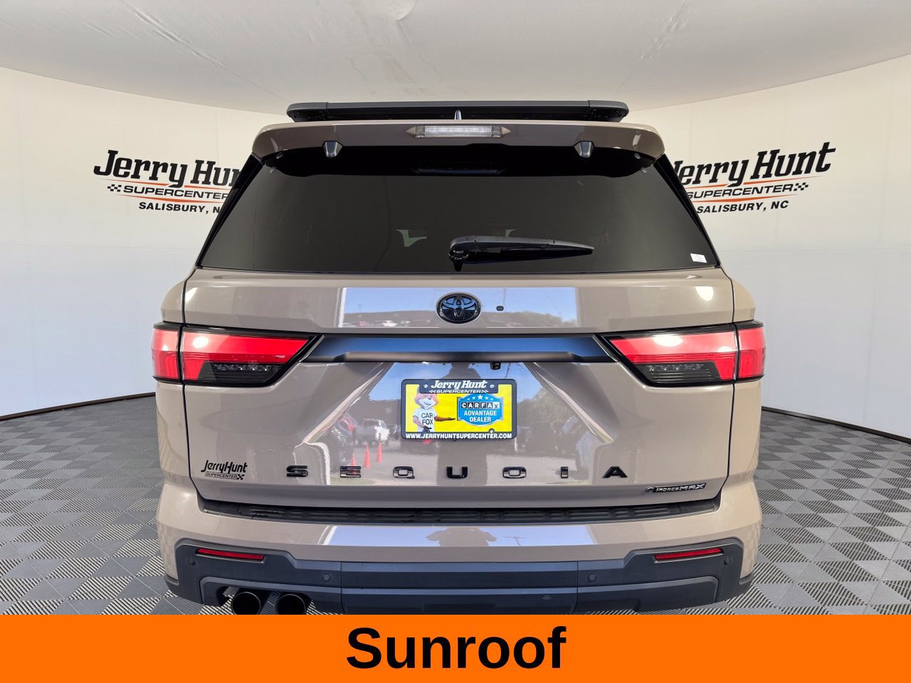 Used 2025 Toyota Sequoia TRD Pro AWD/4WD image 8