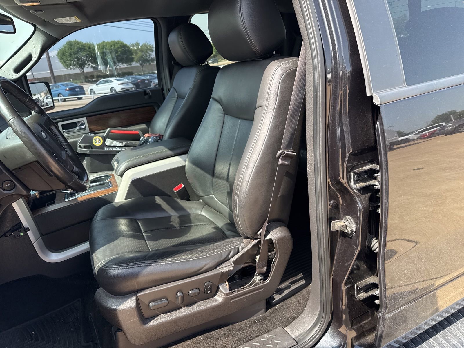 Used 2014 Ford F150 Lariat w/ Equipment Group 501A Mid RWD image 12