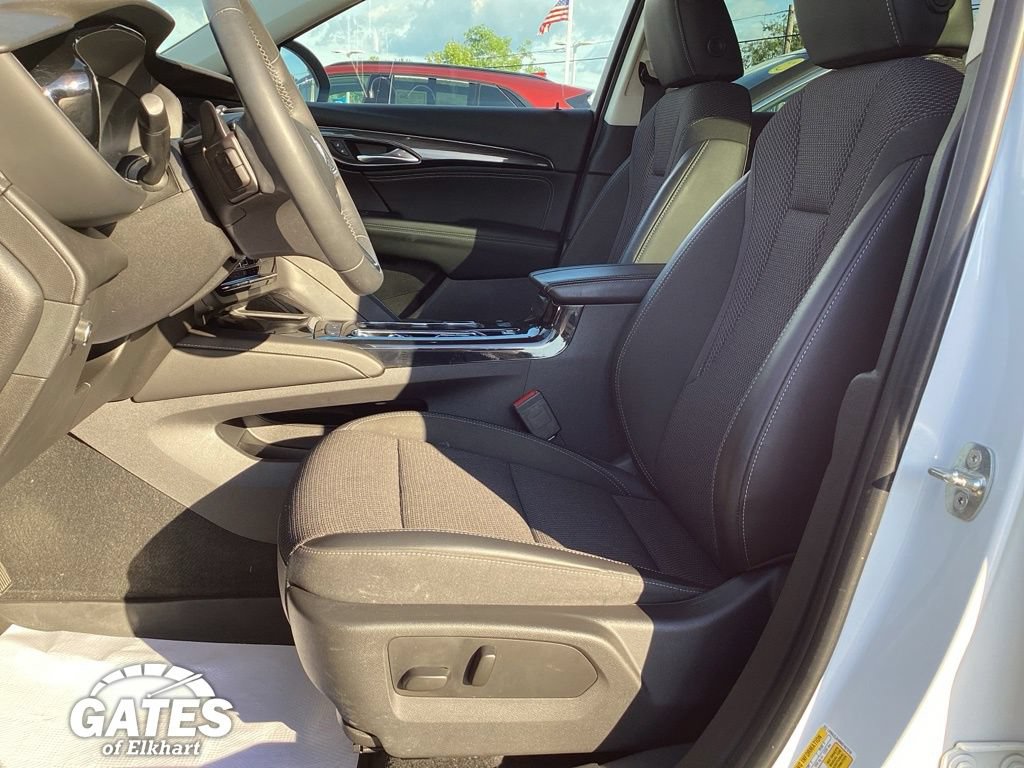 Used 2022 Buick Envision Preferred FWD image 13