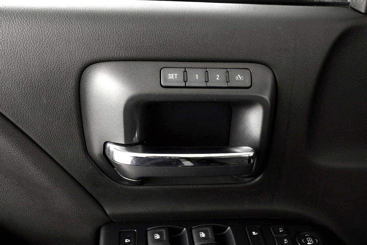 Used 2018 Chevrolet Silverado 2500 LTZ image 28
