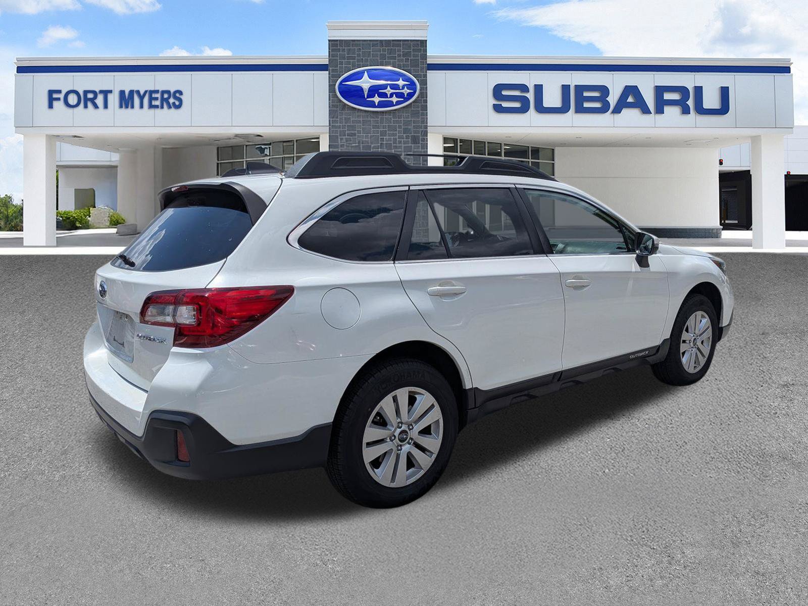 Used 2019 Subaru Outback 2.5i Premium AWD/4WD image 4