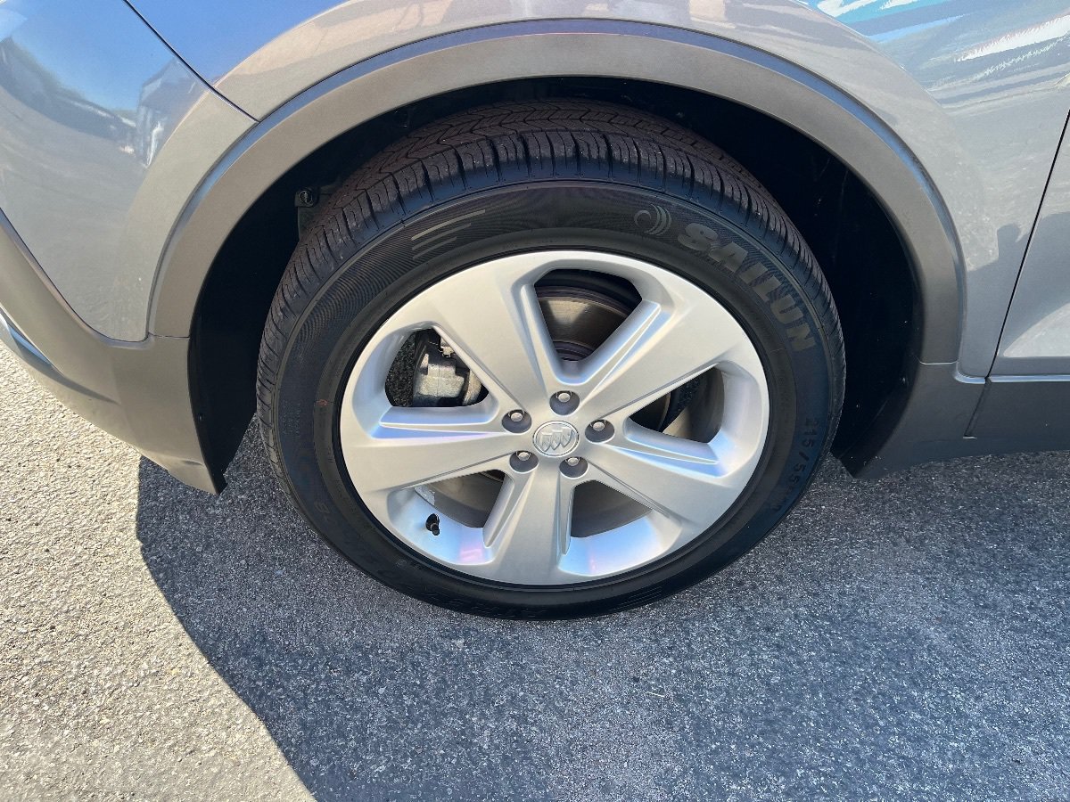 Used 2015 Buick Encore FWD image 40
