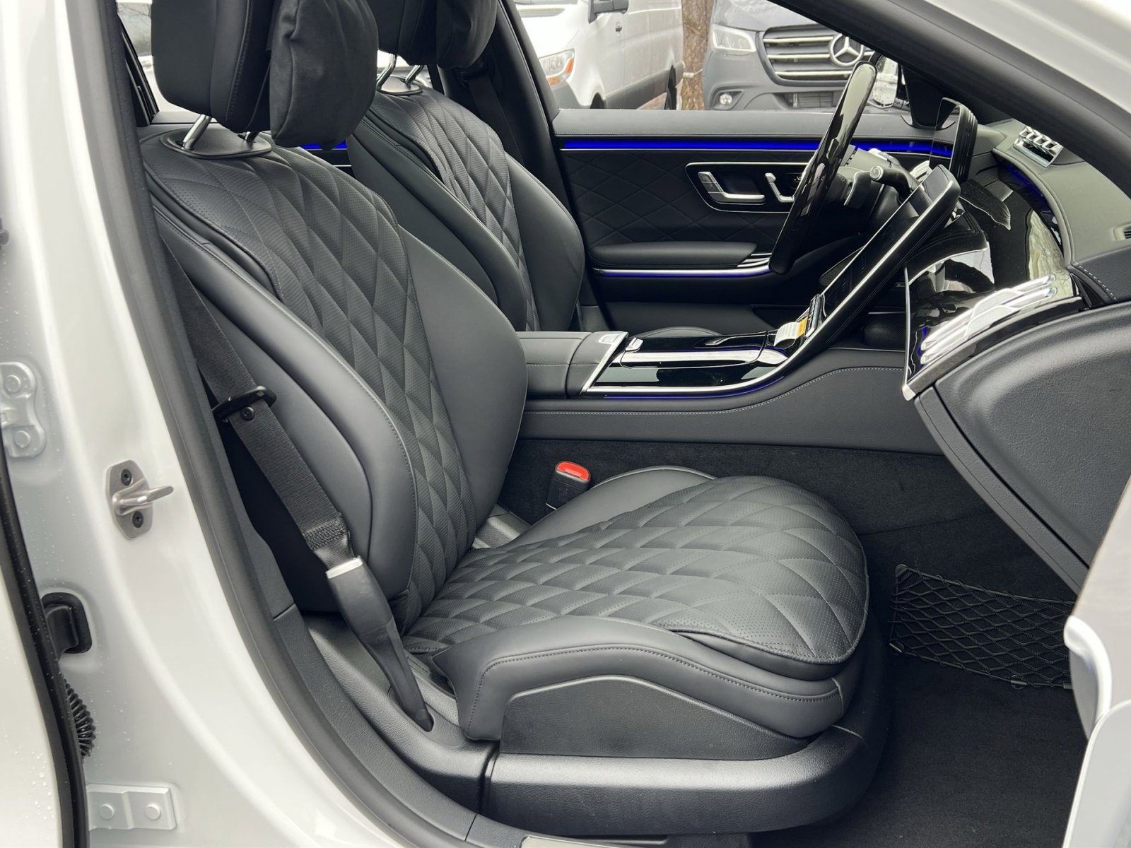 New 2026 Mercedes-Benz S 580 4MATIC Sedan image 26