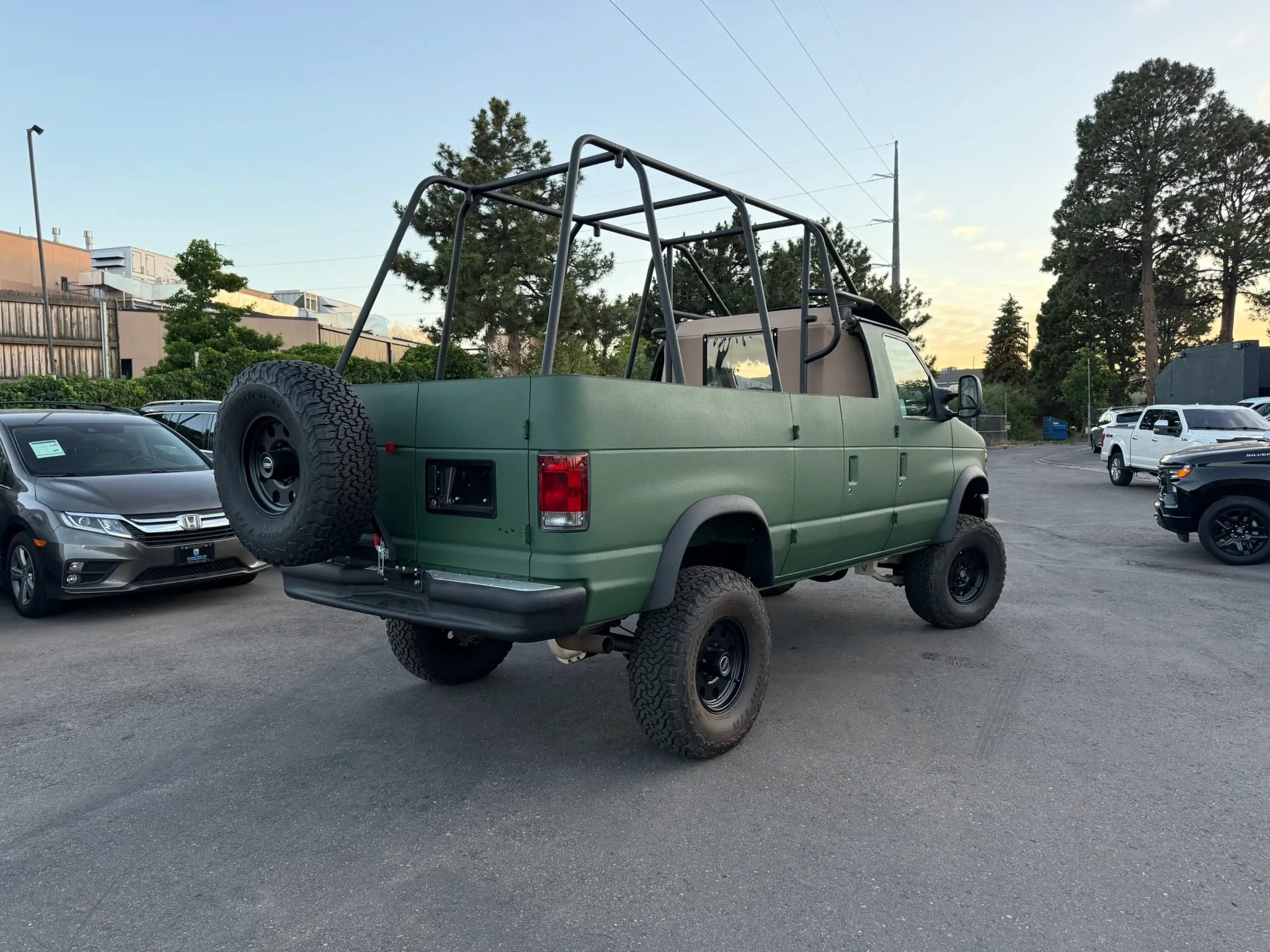 Used 2006 Ford E-250 and Econoline 250 RWD image 5