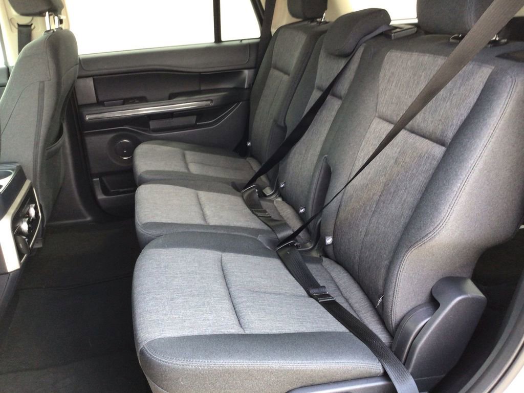 Used 2024 Ford Expedition XLT image 26