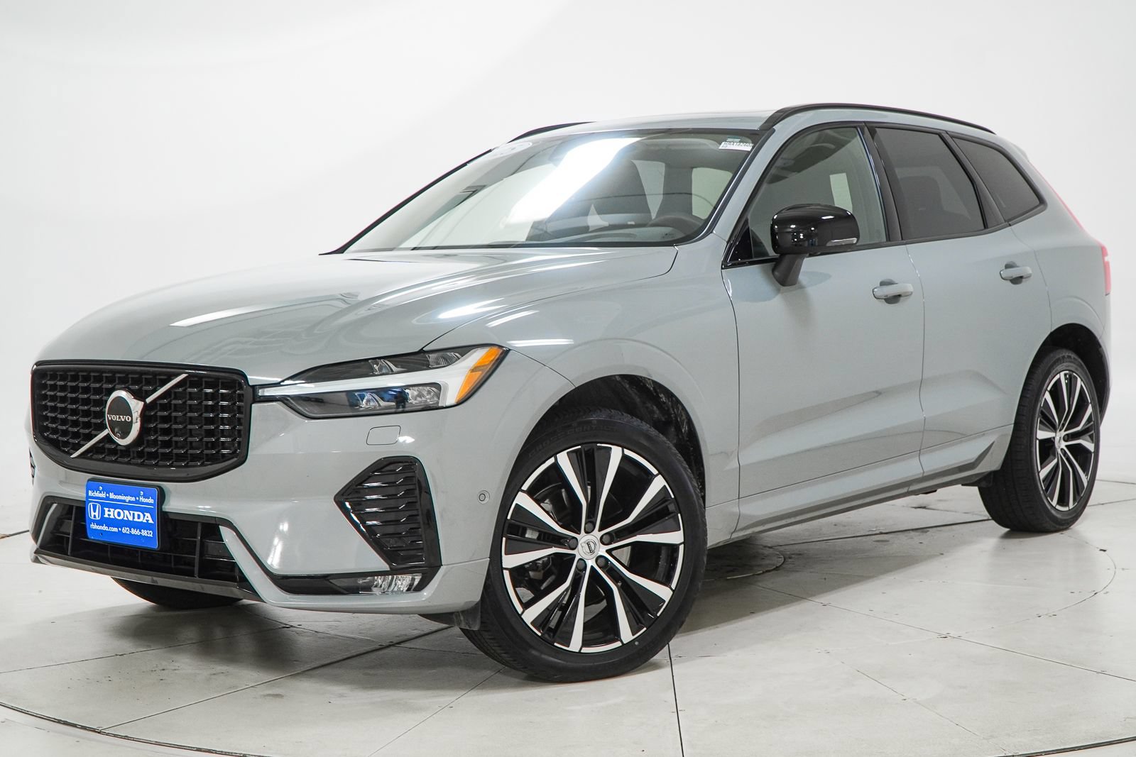 Used 2025 Volvo XC60 B5 Plus