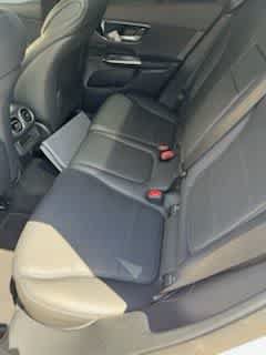 Used 2026 Mercedes-Benz GLC 300 4MATIC image 4