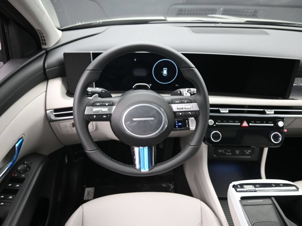Certified 2025 Hyundai Tucson SEL AWD/4WD image 23