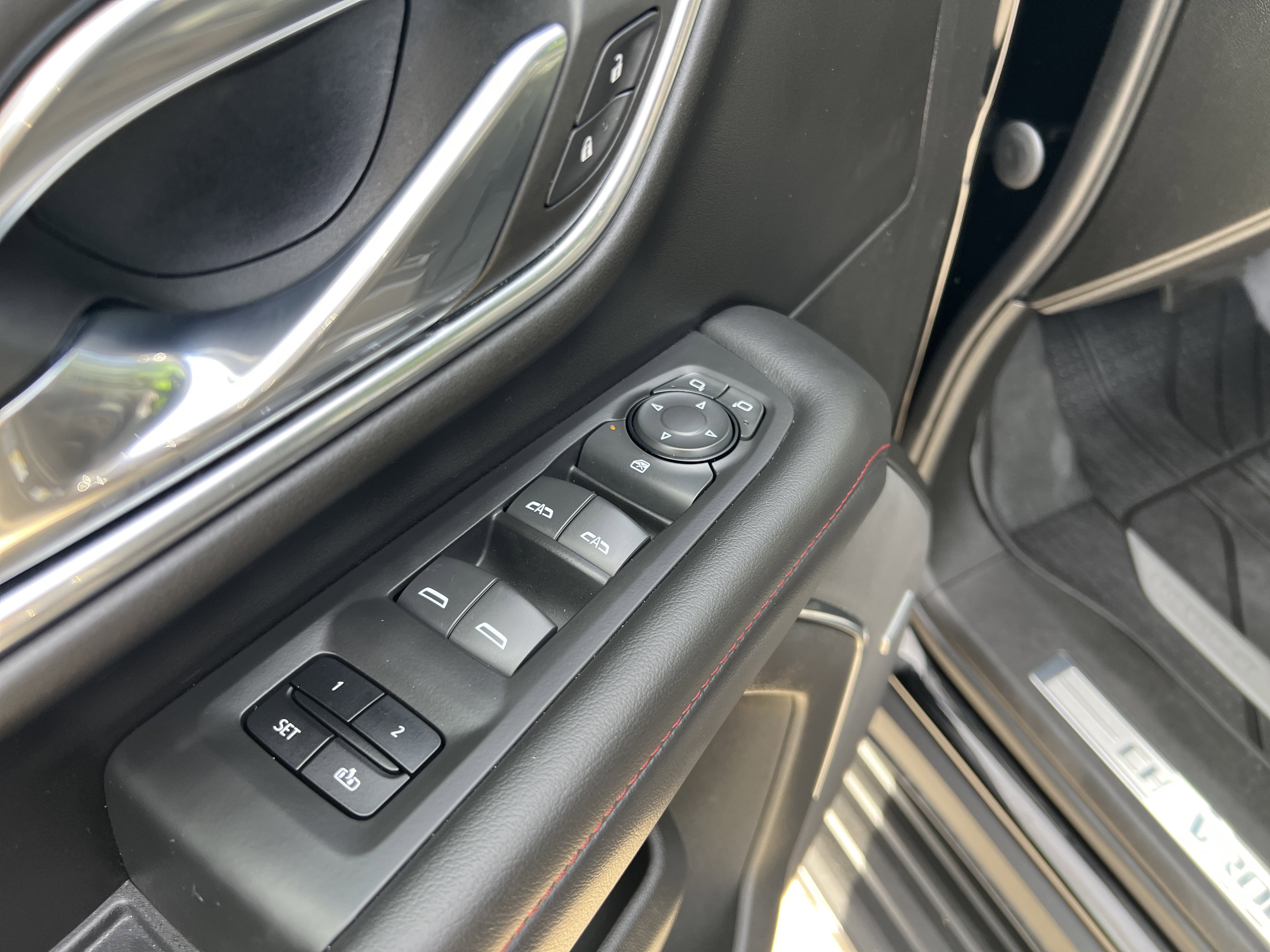 Used 2023 Chevrolet Tahoe RST RWD image 14