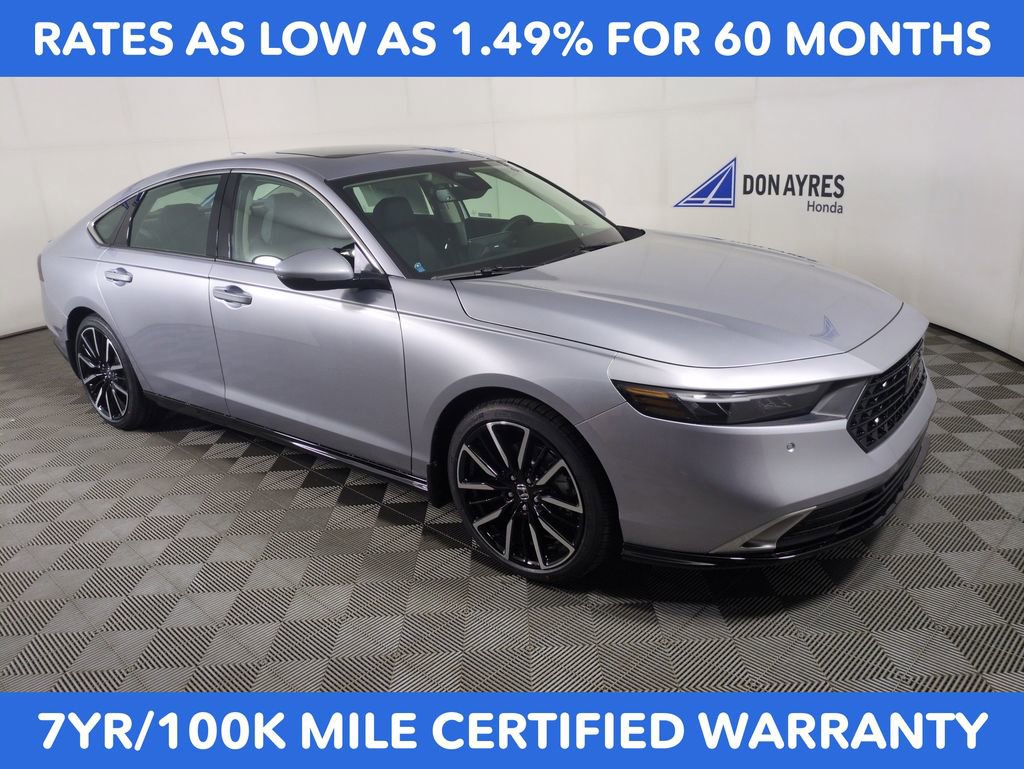 Used 2025 Honda Accord Touring image 7