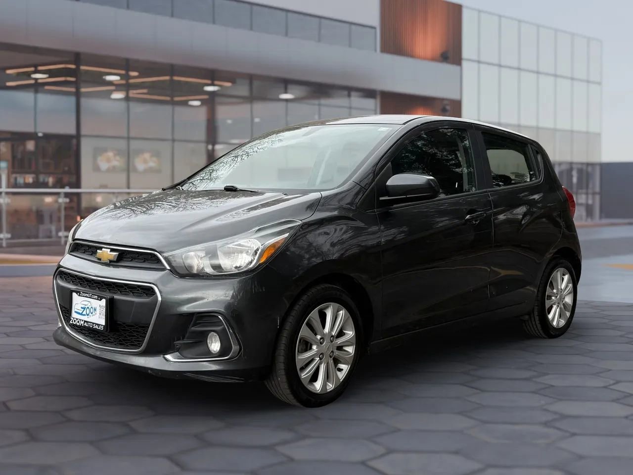 Used 2017 Chevrolet Spark LT image 4
