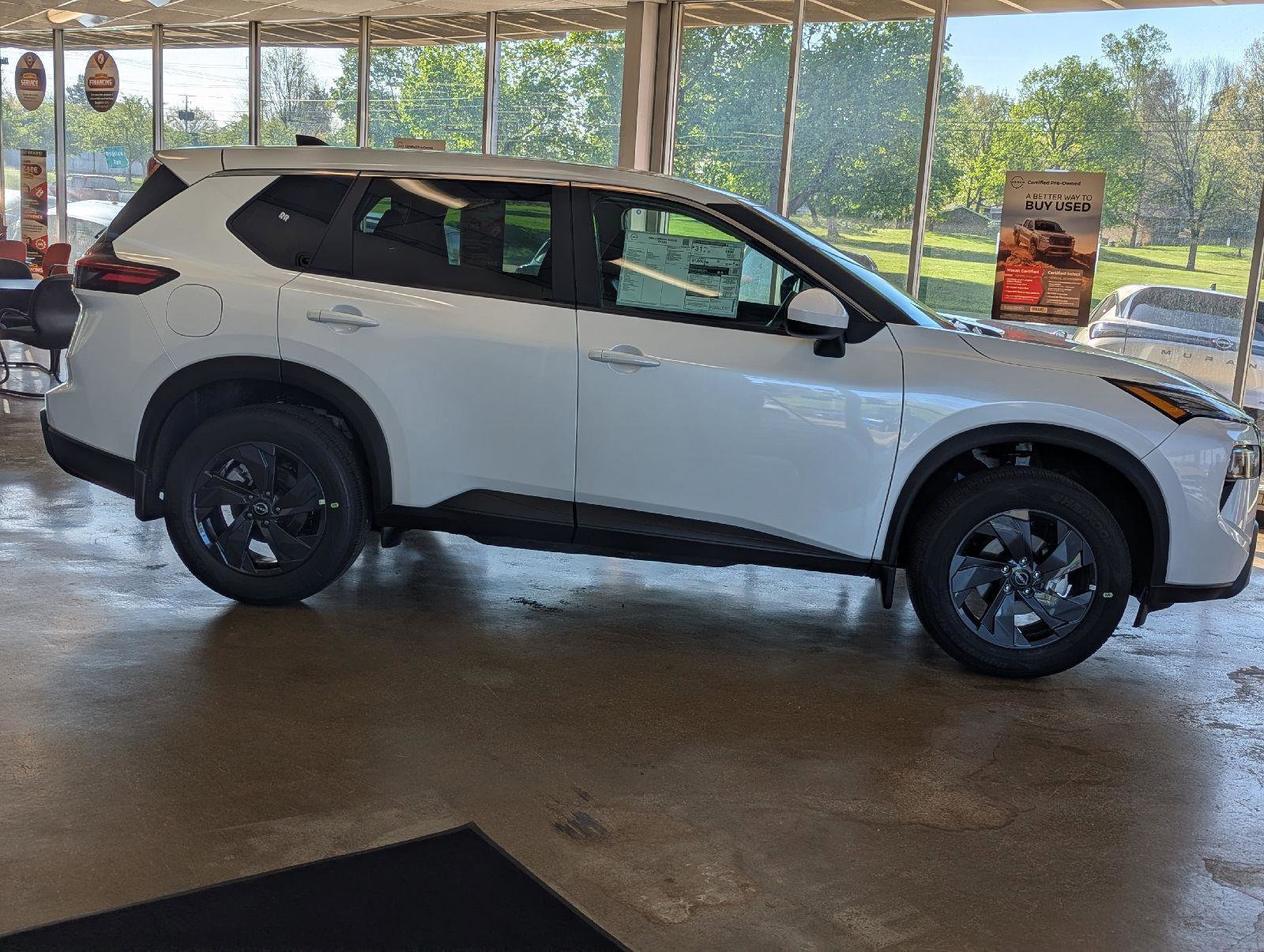 New 2026 Nissan Rogue SV w/ Cold Weather Package AWD/4WD image 7