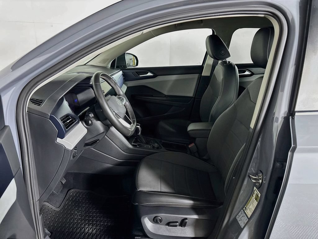 Certified 2022 Volkswagen Taos SE AWD/4WD image 12