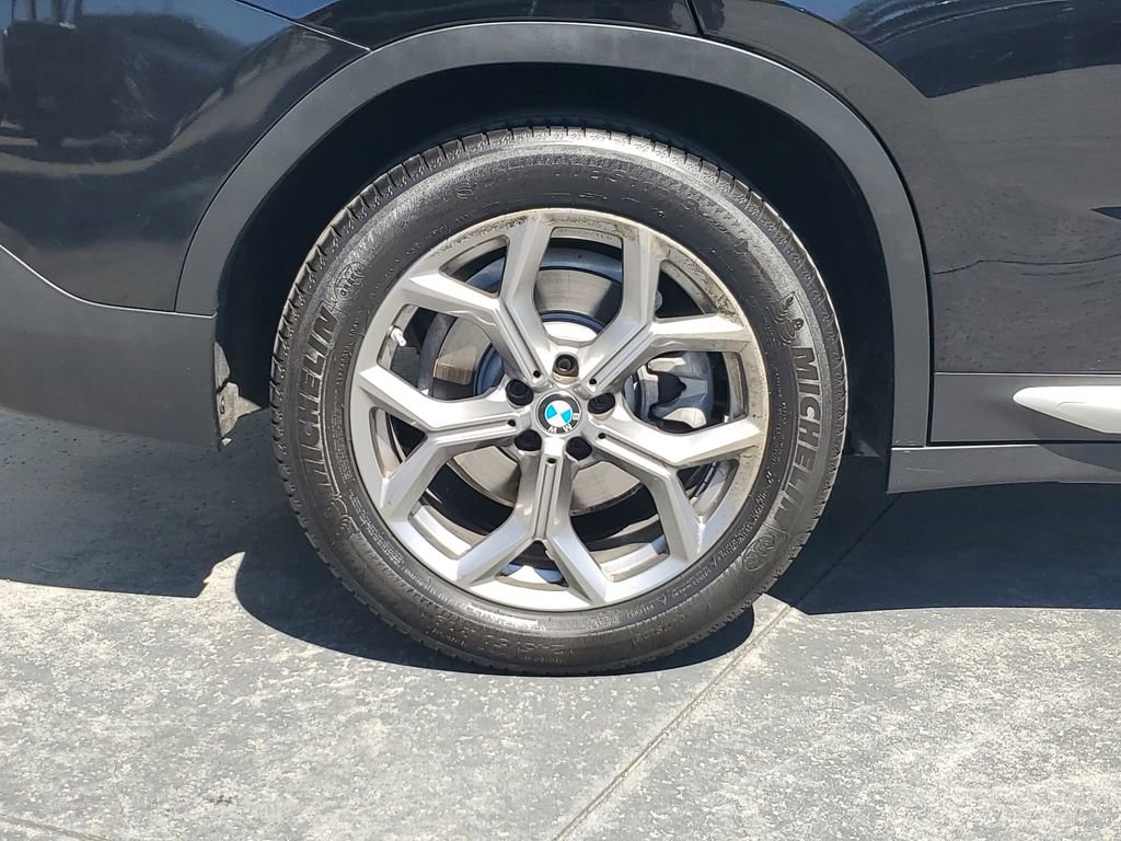 Used 2020 BMW X4 xDrive30i w/ Premium Package image 6
