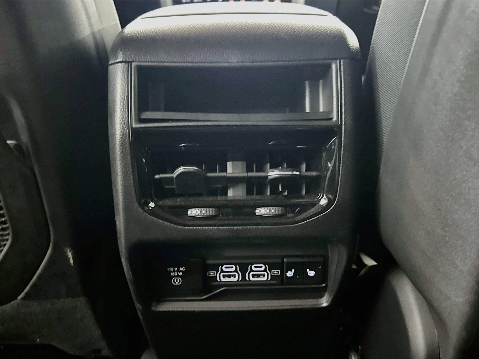 Used 2023 Jeep Grand Cherokee Limited AWD/4WD image 28