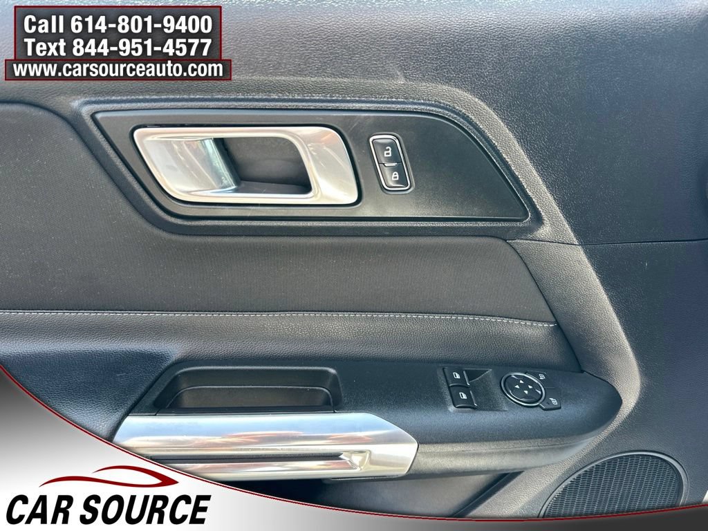 Used 2018 Ford Mustang Coupe RWD image 13