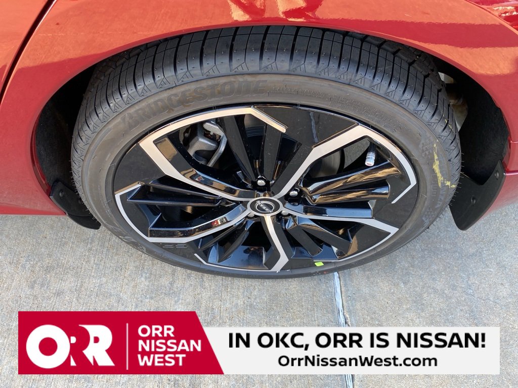 New 2025 Nissan Altima 2.5 SR w/ SR Premium Package image 9