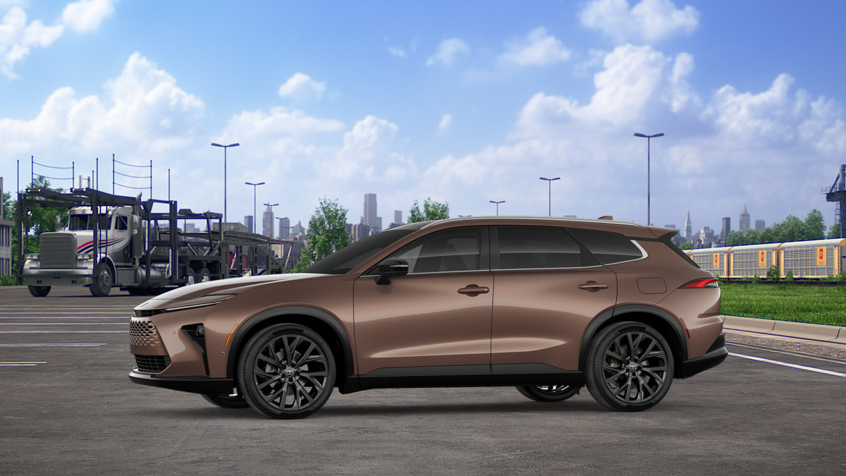 New 2026 Toyota Crown Signia AWD/4WD image 5