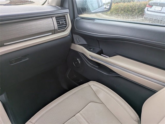 Used 2024 Ford Expedition Max Limited image 20