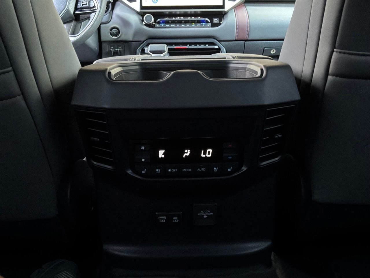 New 2026 Toyota Sequoia Capstone w/ Tow Technology Package AWD/4WD image 18