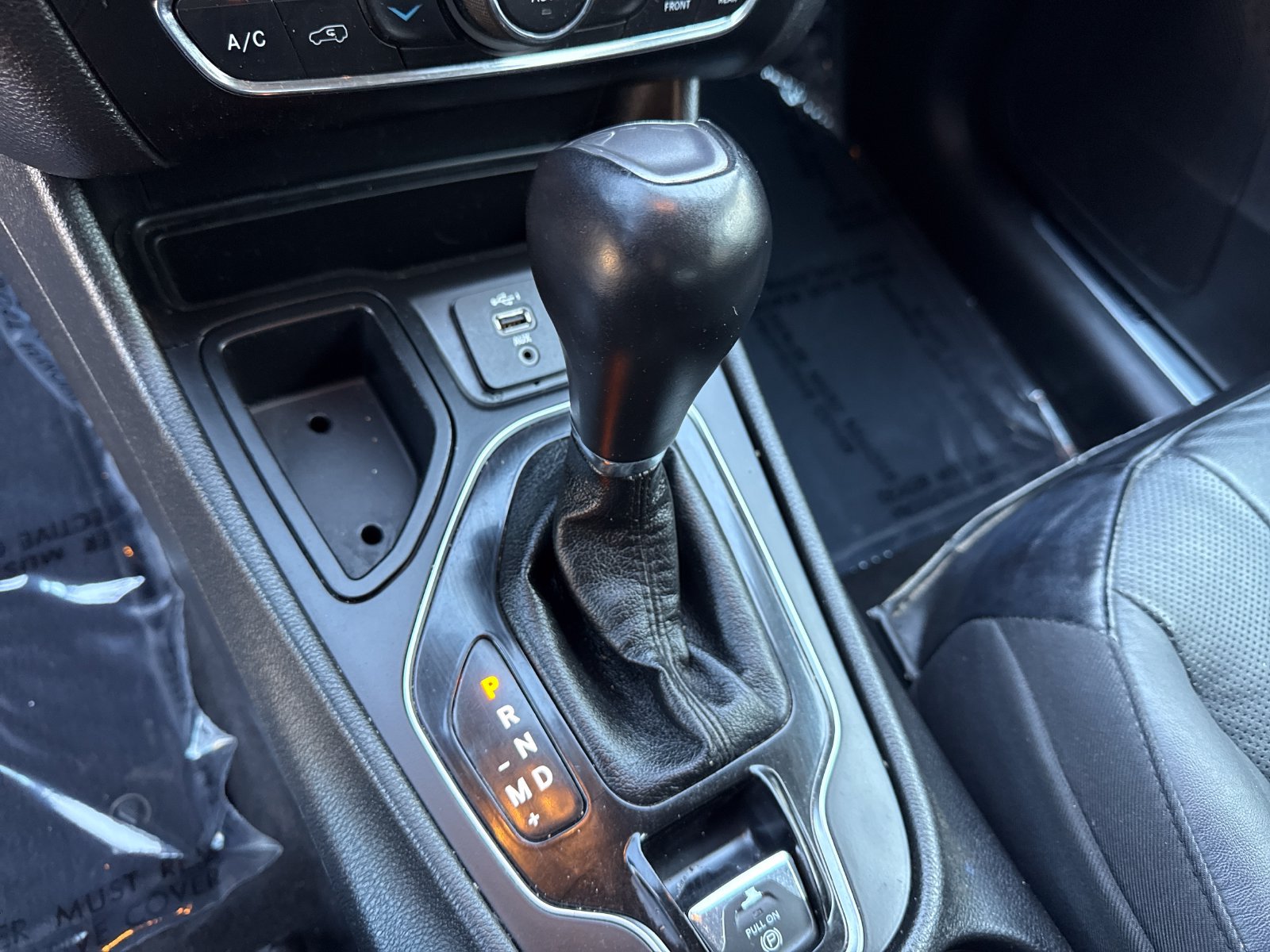 Used 2020 Jeep Cherokee Limited FWD image 24