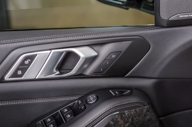 Used 2020 BMW X5 sDrive40i w/ M Sport Package image 52