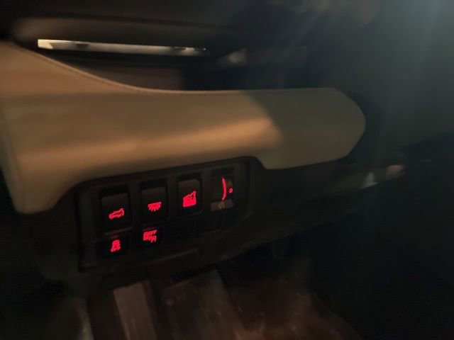 Used 2021 Subaru Ascent Touring image 14