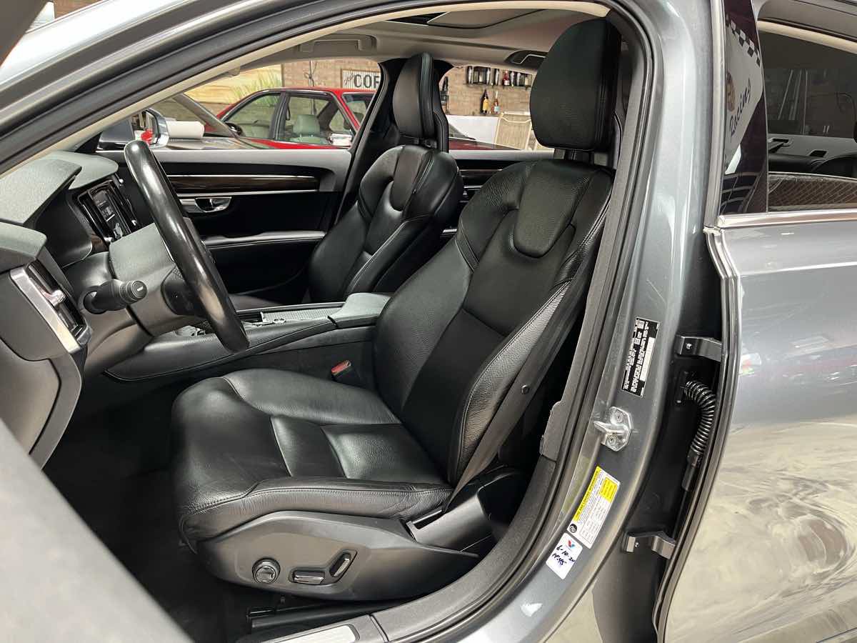 Used 2017 Volvo S90 T6 Momentum AWD/4WD image 23