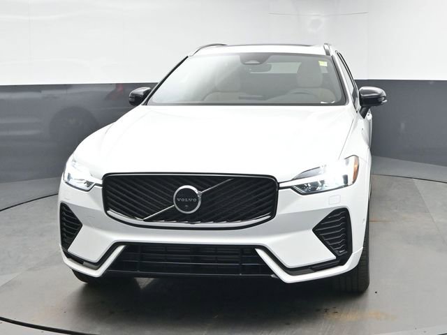 New 2026 Volvo XC60 T8 Plus w/ Protection Package Premier image 3