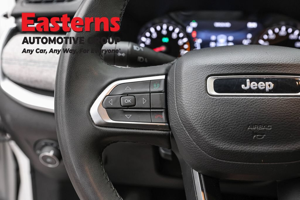 Used 2024 Jeep Compass Latitude AWD/4WD image 14