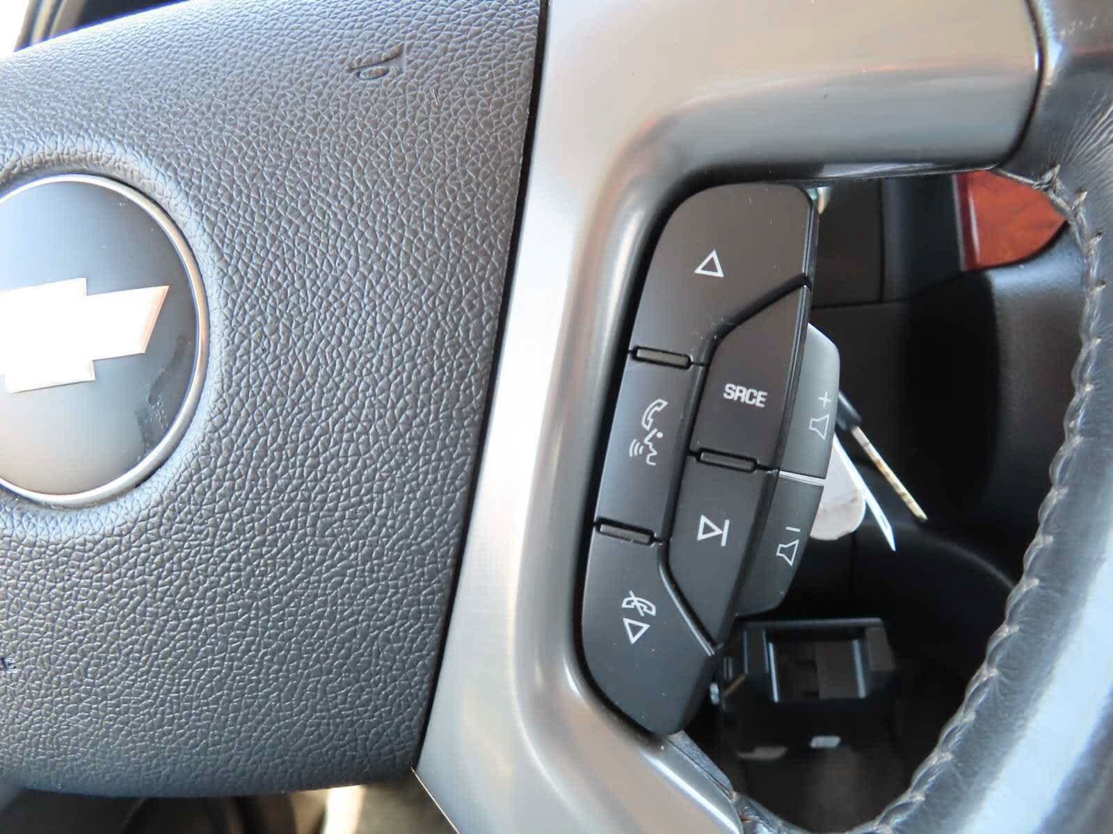 Used 2012 Chevrolet Avalanche LTZ AWD/4WD image 22
