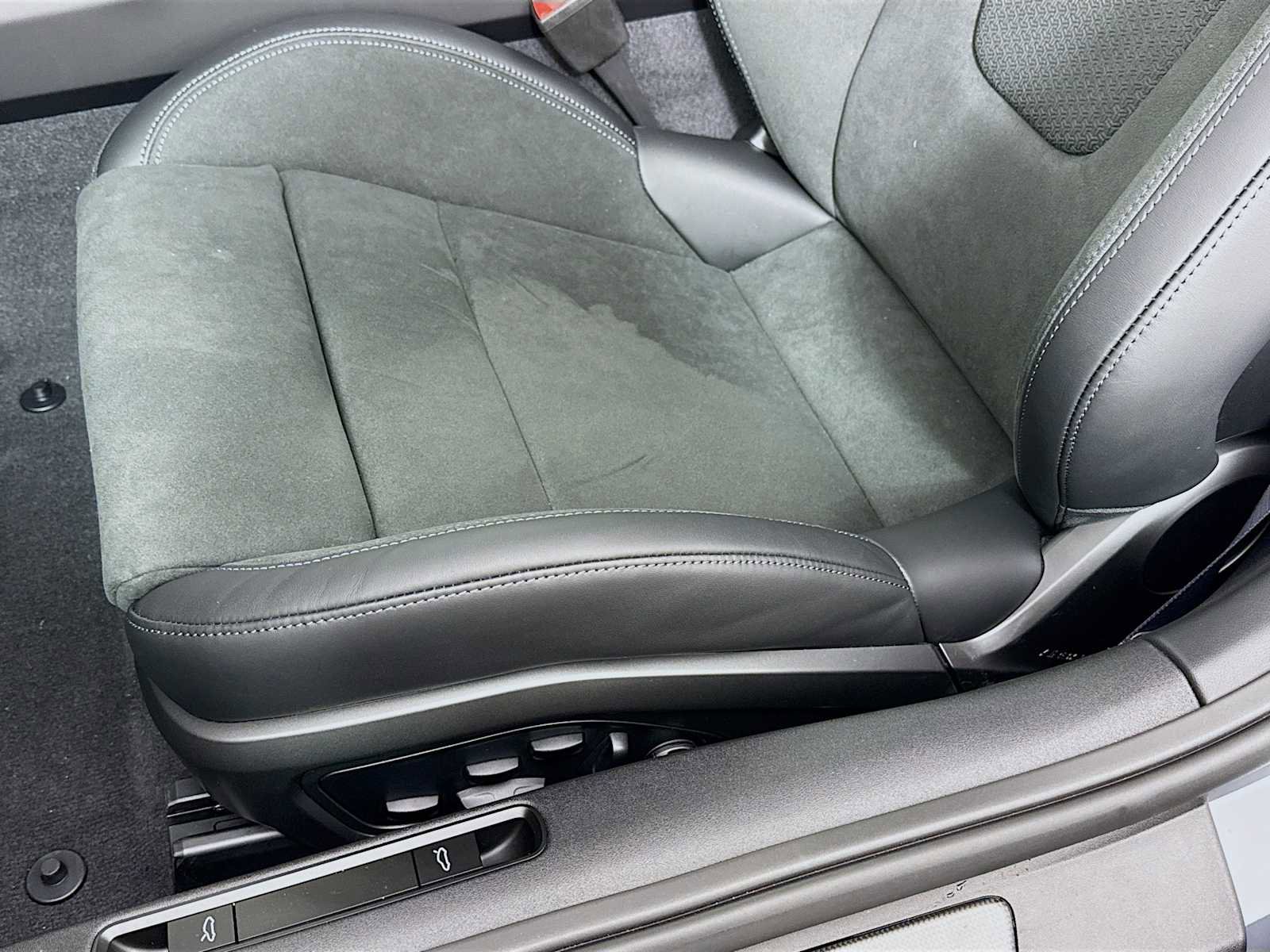 Certified 2026 Porsche 911 Targa 4 GTS image 13