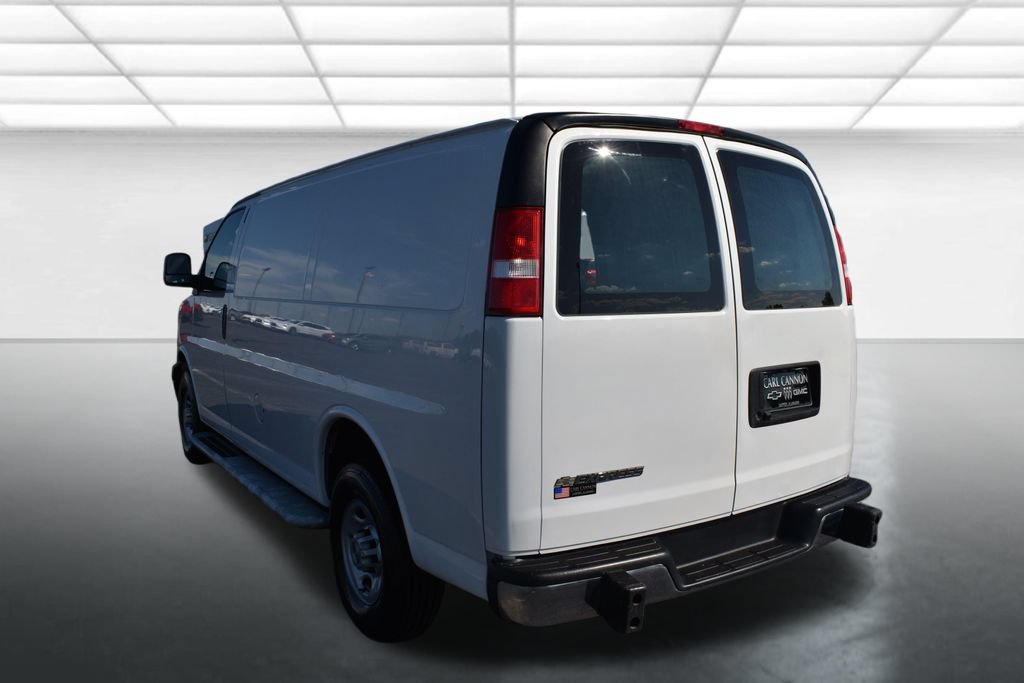 Used 2024 Chevrolet Express 2500 w/ Driver Convenience Package RWD image 8