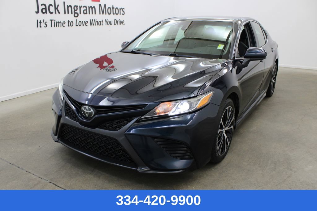 Used 2020 Toyota Camry SE