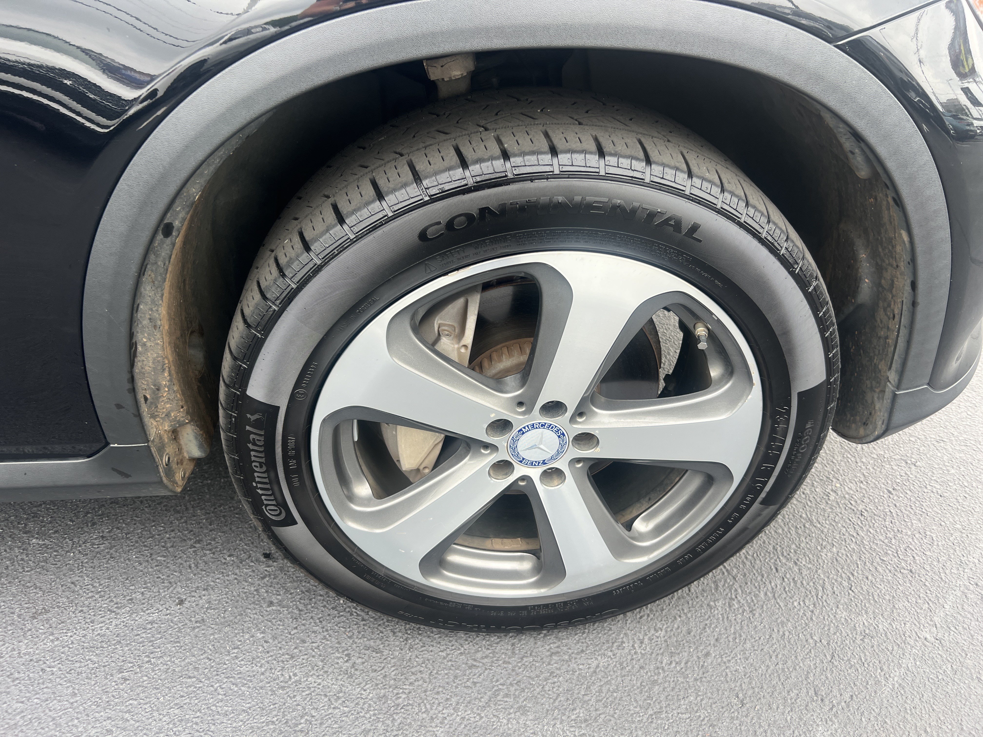 Used 2017 Mercedes-Benz GLC 300 4MATIC image 13
