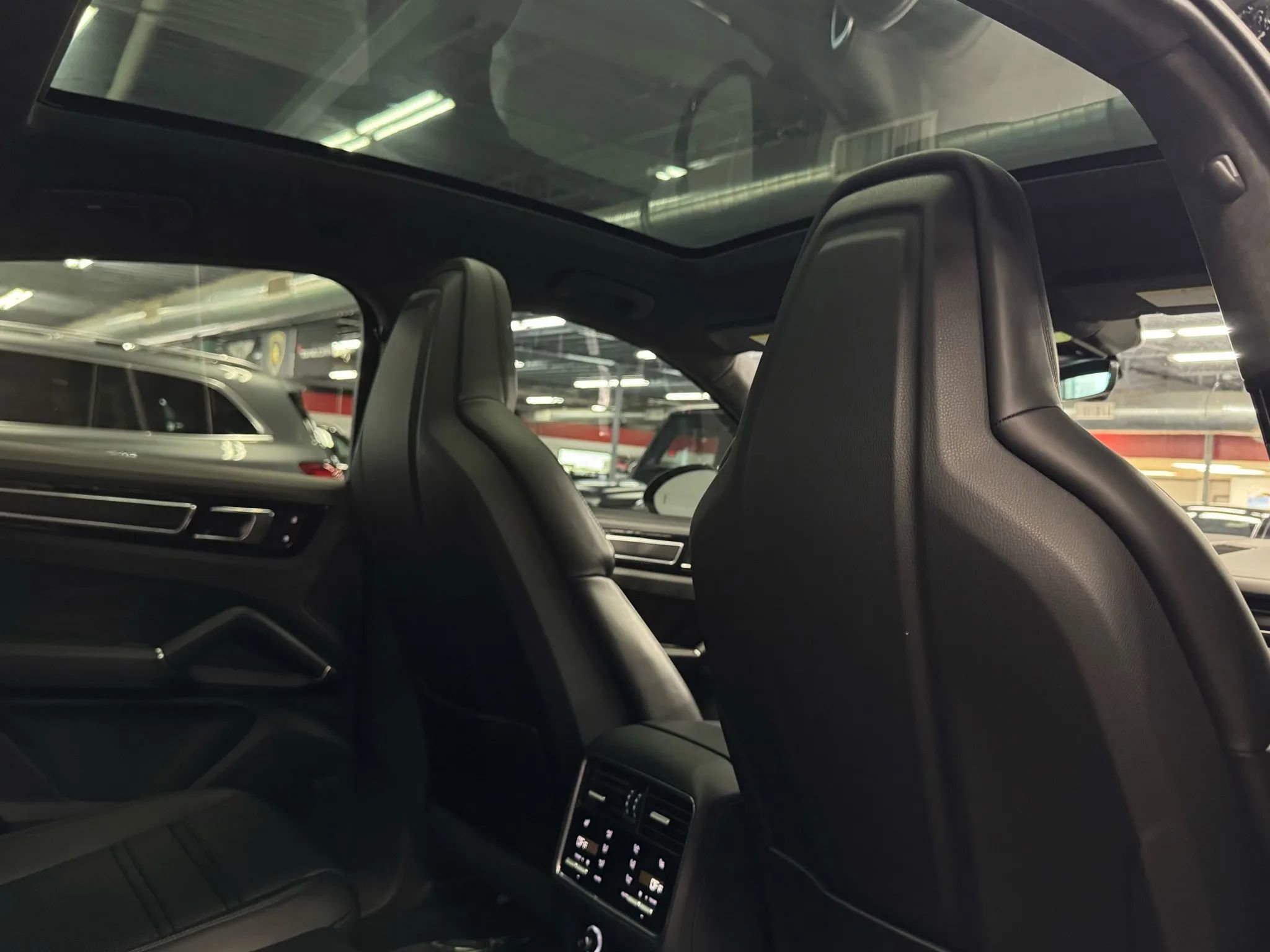 Used 2023 Porsche Cayenne GTS image 27