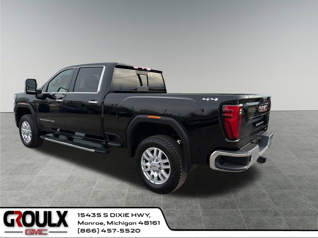 Used 2024 GMC Sierra 2500 SLT w/ SLT Premium Package image 4