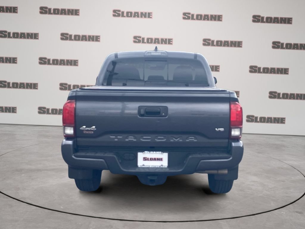 Used 2023 Toyota Tacoma SR5 AWD/4WD image 4