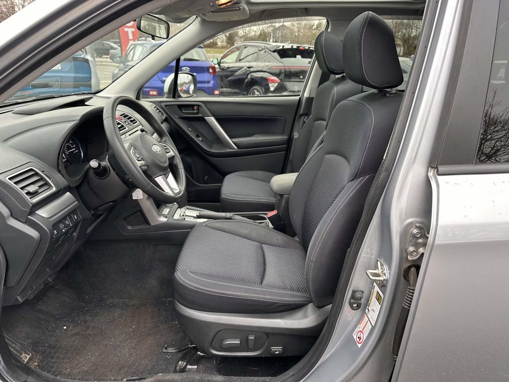 Used 2017 Subaru Forester 2.5i Premium AWD/4WD image 11
