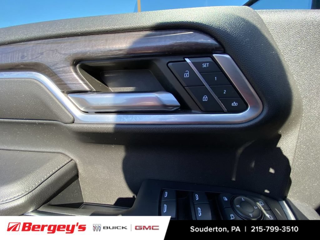 Certified 2022 Chevrolet Silverado 1500 LTZ AWD/4WD image 27