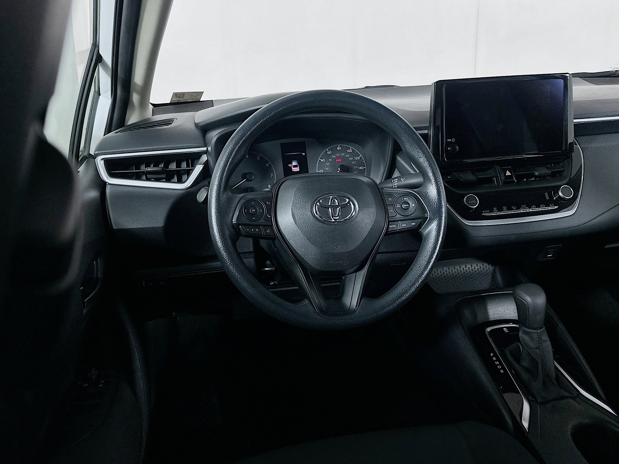 Used 2024 Toyota Corolla LE FWD image 17