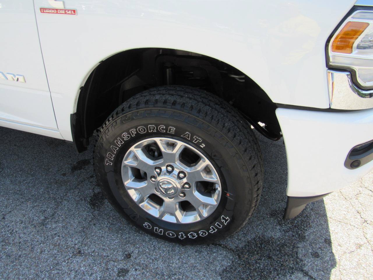 Used 2024 RAM 2500 Laramie w/ Safety Group AWD/4WD image 43