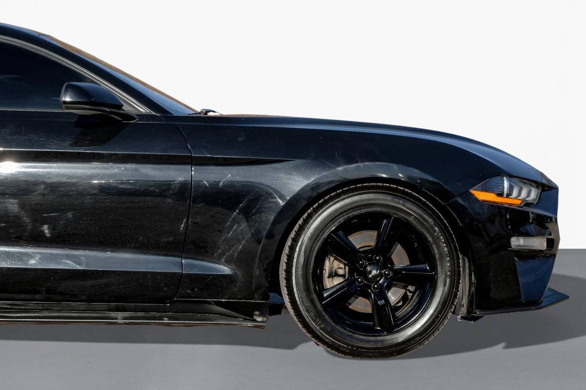 Used 2019 Ford Mustang Coupe image 7