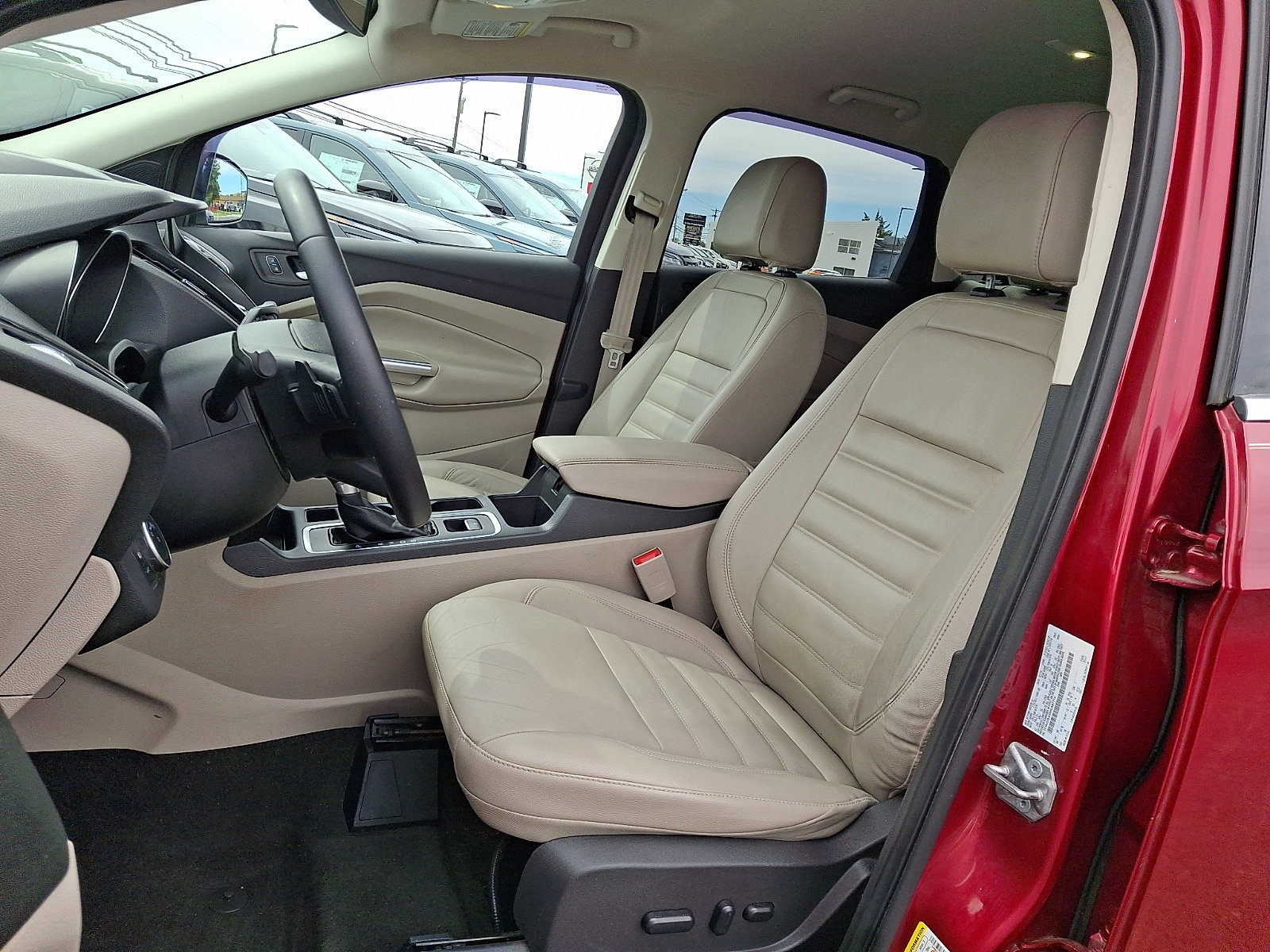 Used 2017 Ford Escape Titanium AWD/4WD image 16