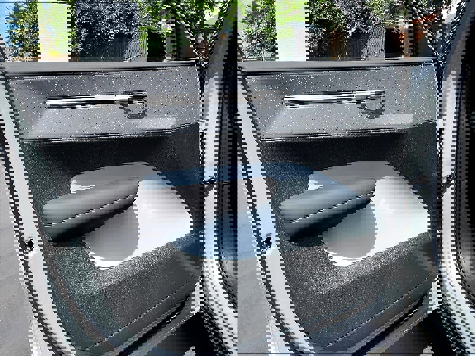 New 2026 Volvo EX30 Ultra w/ Climate Package image 24