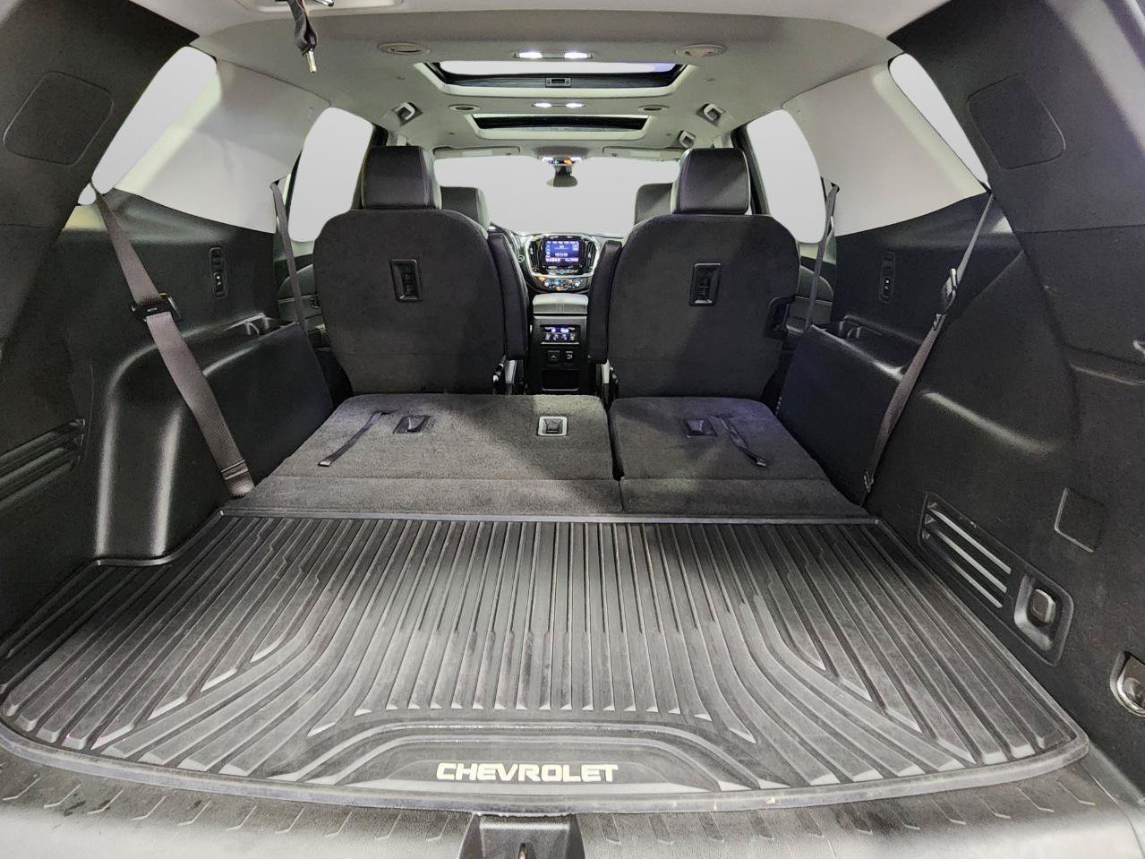 Used 2020 Chevrolet Traverse Premier w/ Redline Edition AWD/4WD image 35
