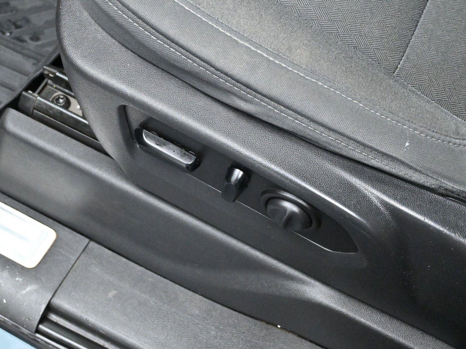 Used 2020 Chevrolet Silverado 1500 RST image 8